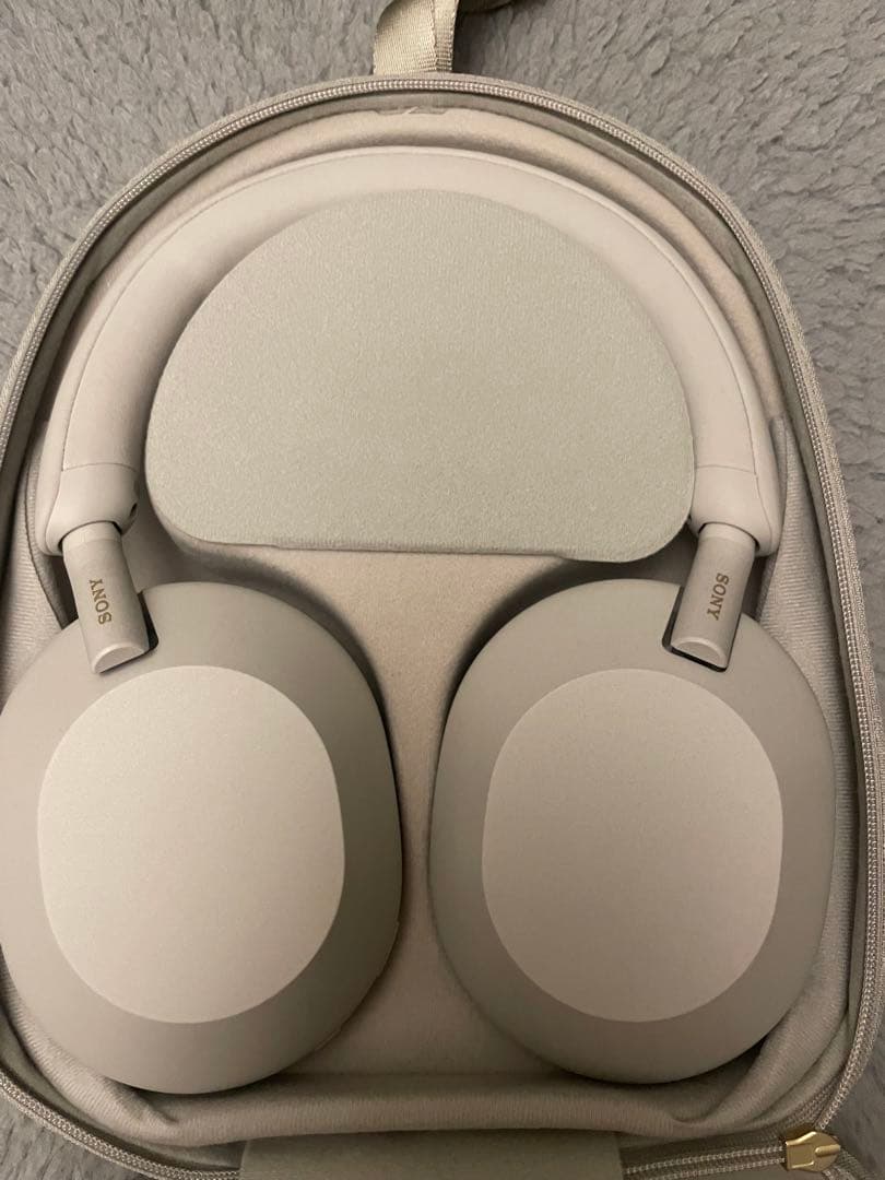 SONY ワイヤレスヘッドセット　WH-1000XM5