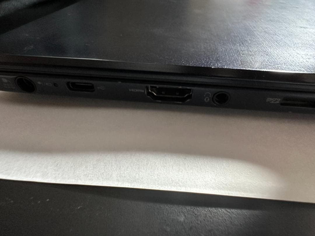 dynabook G83/FR i5-10210U （バッテリー約90%）