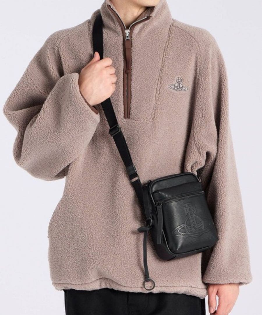 【Vivienne Westwood】型押し レザー ショルダー バッグ