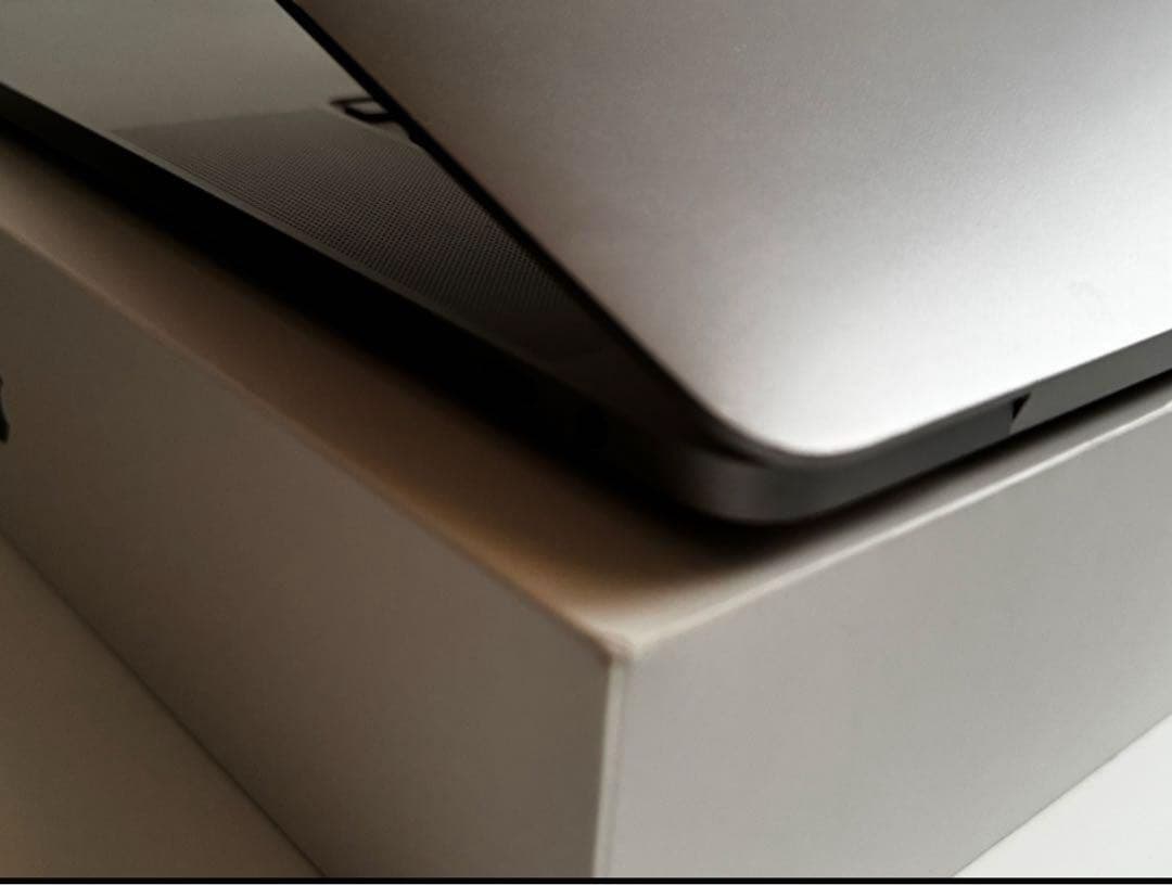 Apple MacBook Pro 16インチ 2019 i9 64GB 2TB