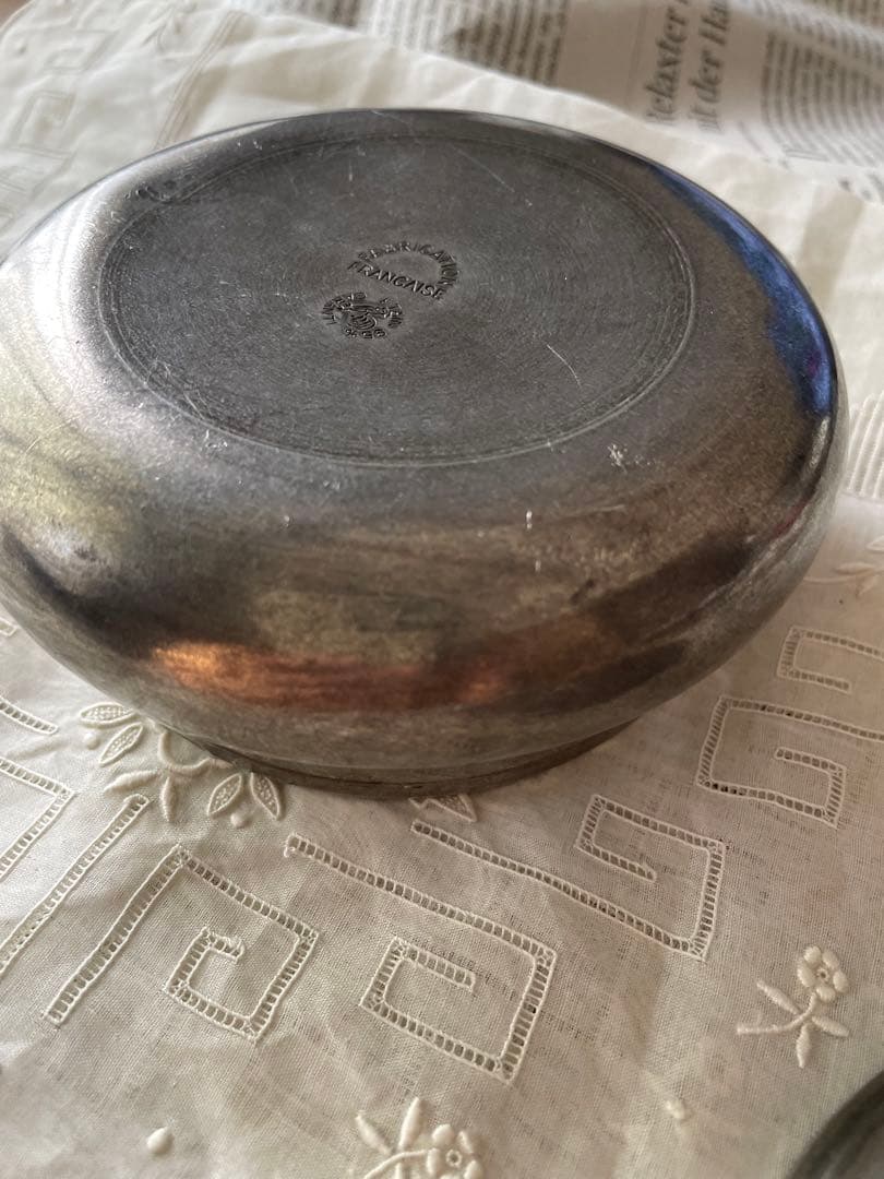 フランス　アンティーク　エタン花模様小物入れ