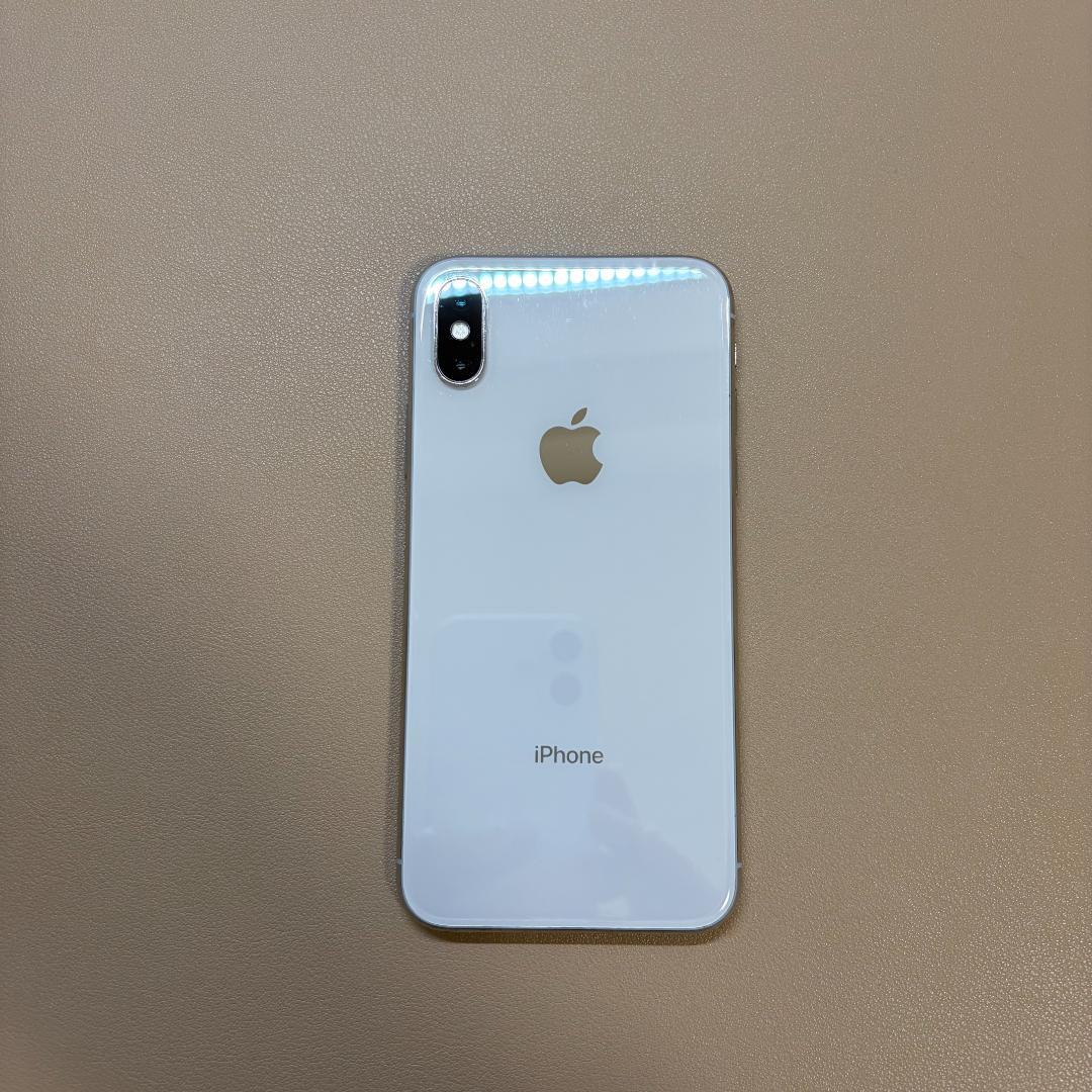 iPhone X シルバー 64GB (SIMロック解除済)