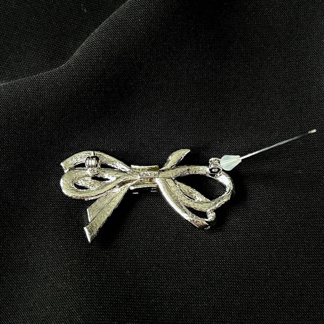 フォクシー｜FOXEY リボン ブローチ シルバー ラインストーン