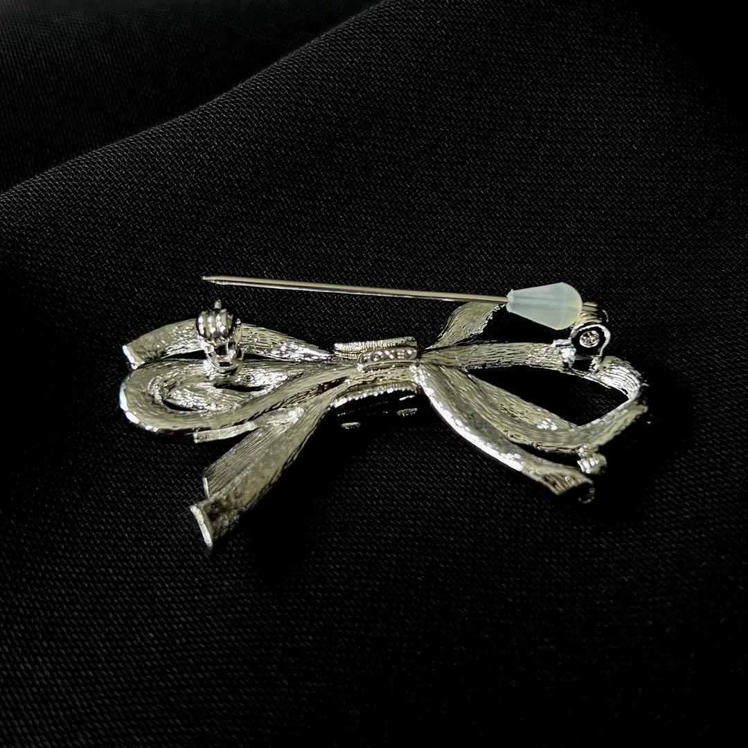 フォクシー｜FOXEY リボン ブローチ シルバー ラインストーン