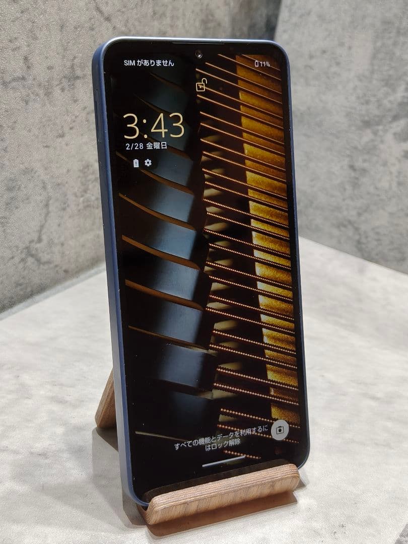 美品 AQUOS wish 4 A403SH SIMフリー スマホ