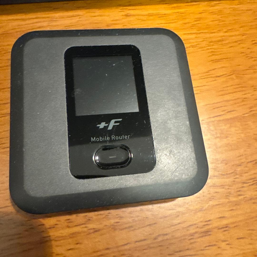 FUJISOFT FS040Wモバイルルーター　本体のみ