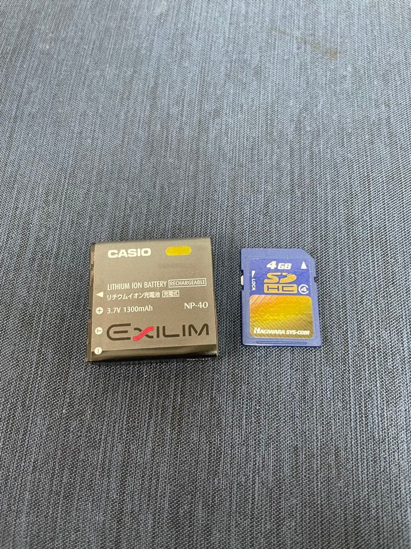 CASIO カシオ　EXILIM EX-Z700 コンパクトデジタルカメラ