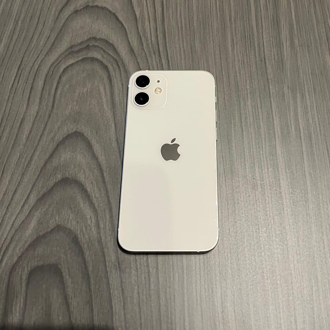 iPhone12 mini ホワイト