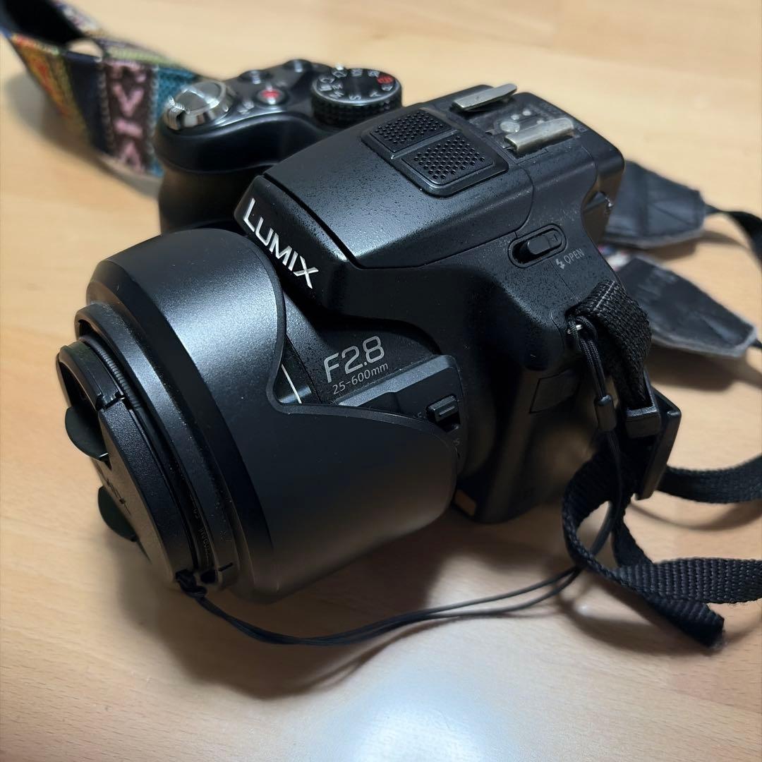 Panasonic LUMIX DMC-FZ200 本体 F2.8通し動作確認済