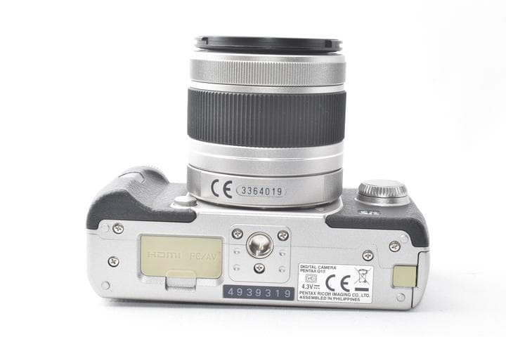 【美品】ペンタックス PENTAX Q10 シルバー レンズキット