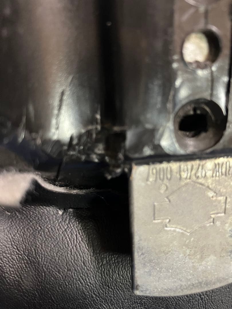 ハーレー　ダイナ　純正　シート　2アップシート　タンデムベルト付き