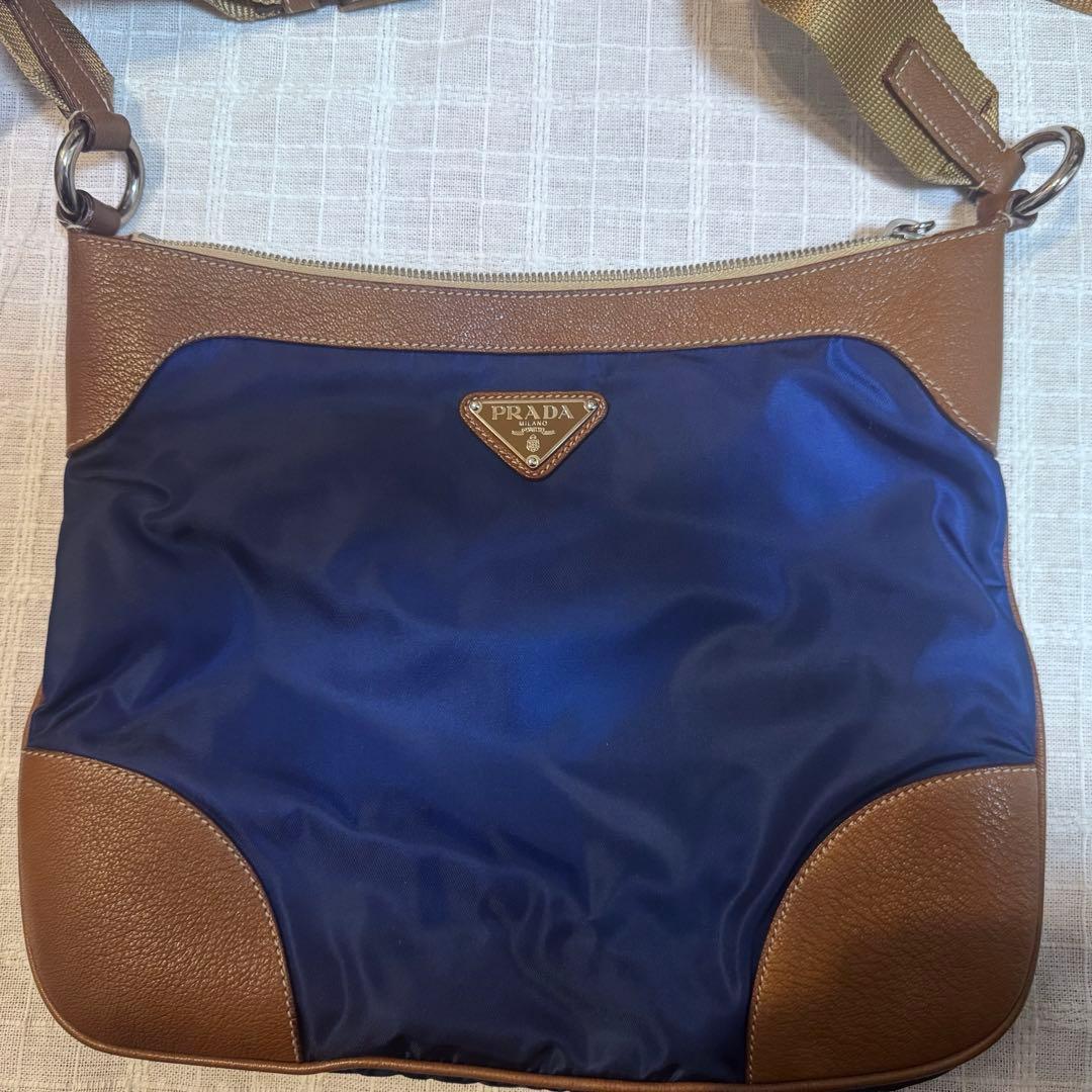 【安心鑑定可】PRADA ショルダーバッグ 保存袋付 青