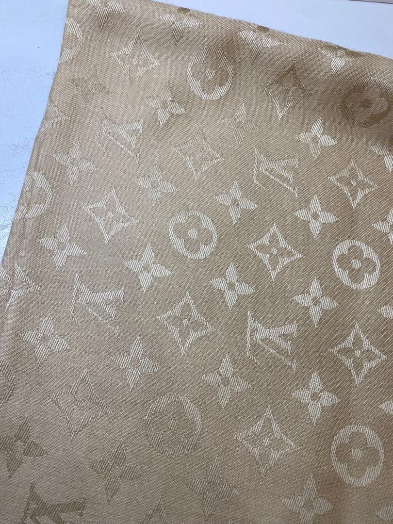 sh2303 Louis Vuitton ベージュ ストール　ルイヴィトン