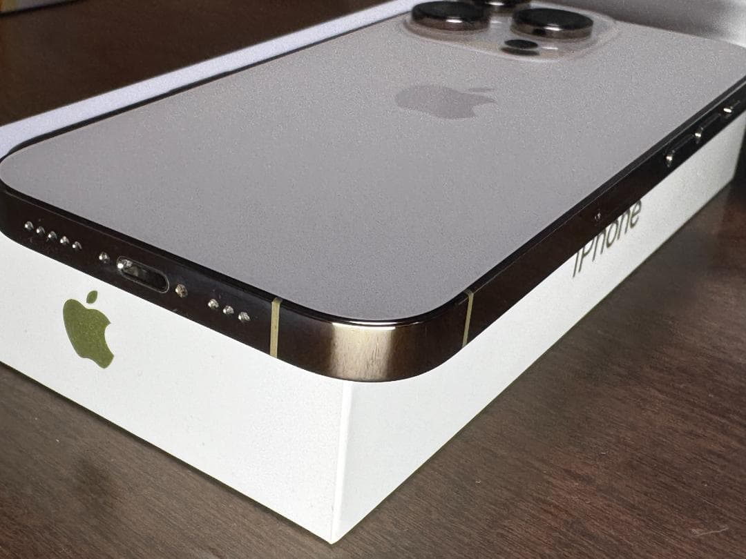 美品 Apple iPhone 14 Pro 256GB ゴールド　87％