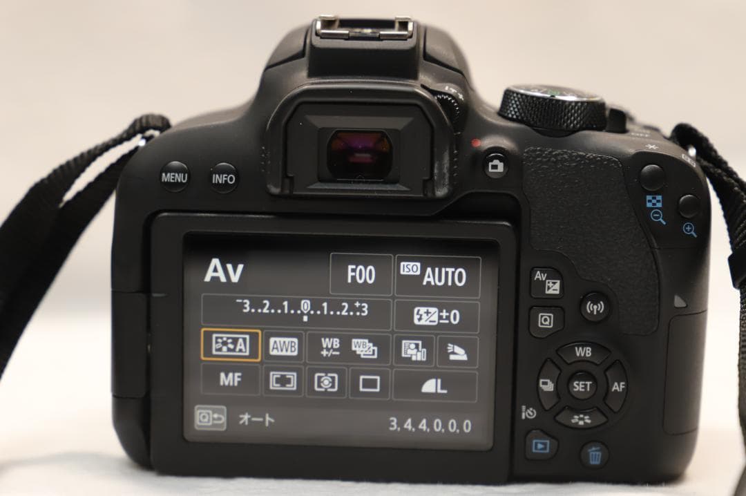 canon eos kiss X9i ☆極美品☆動作OK 純正バッテリー 送料込