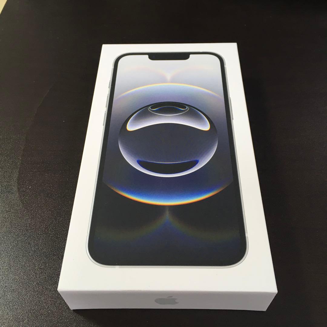 でるびぃる専用SIMフリーiPhone 16e 128GB新品未開封