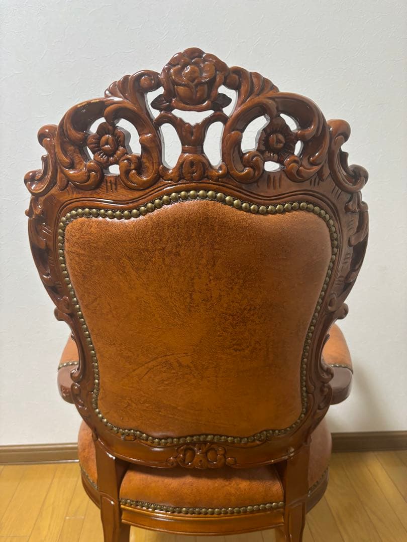 本日限定価格！革張アンティークチェア 肘掛け付 古録展 送料無料