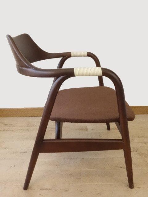 飛騨産業　キツツキ　アイガーアームチェアーB　USED　再塗装済