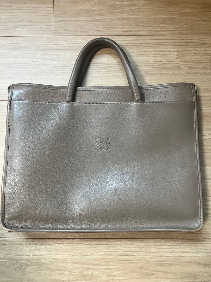イルビゾルテ　レザートートバッグ イタリア製