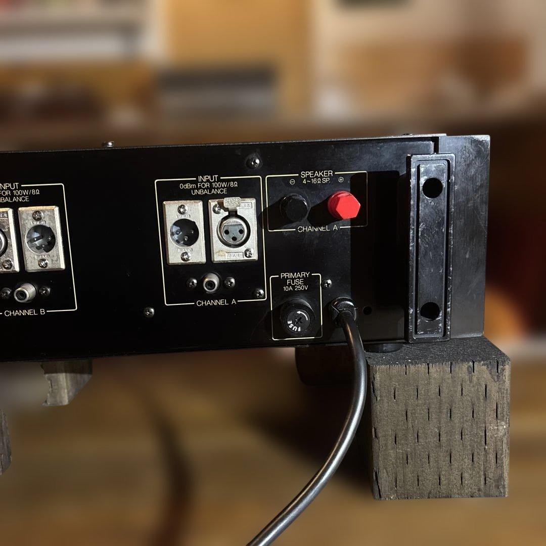 YAMAHA P-2100パワーアンプ 美品