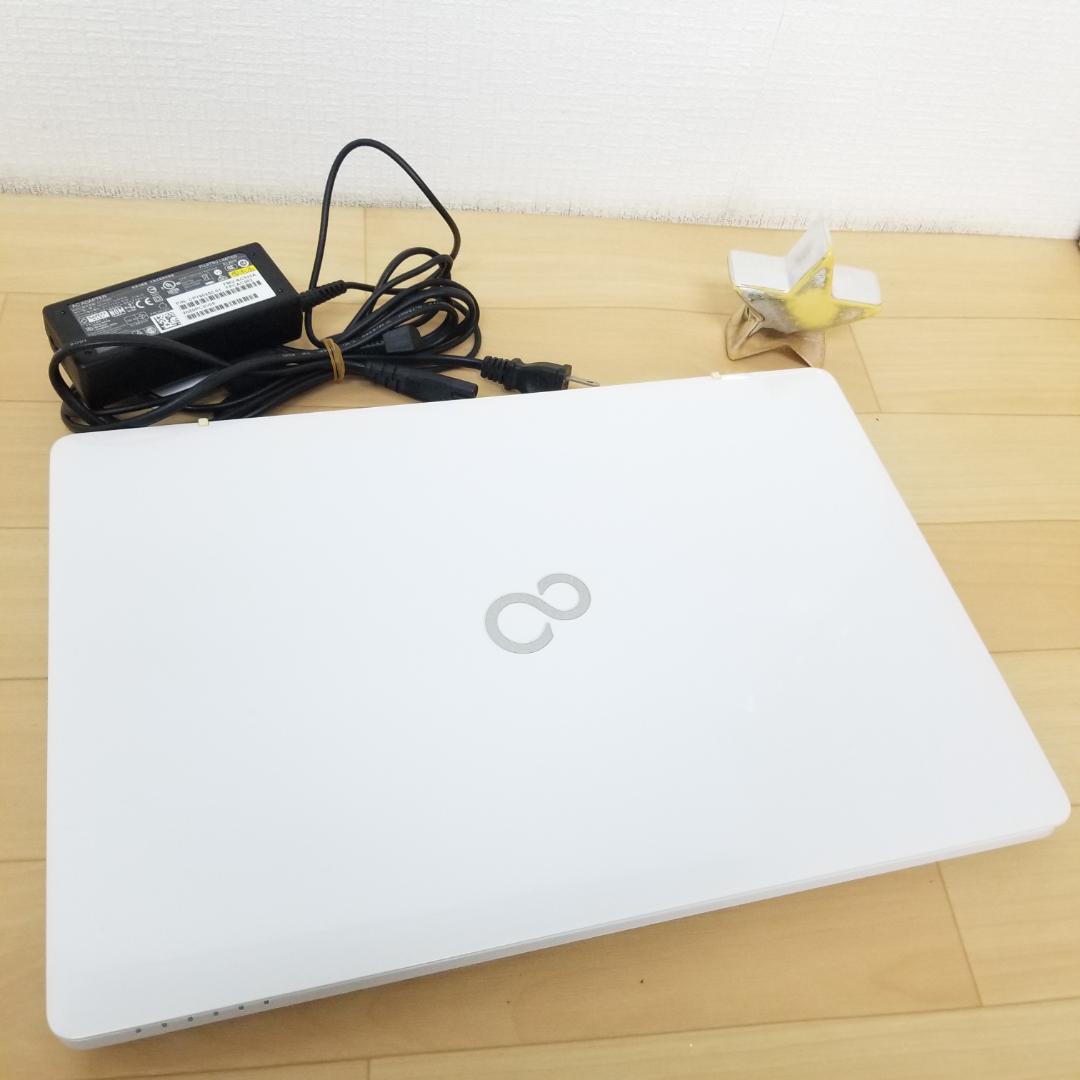 新品SSD Win11 DVD再生可 即使用可ノートPC 富士通 (E3323)