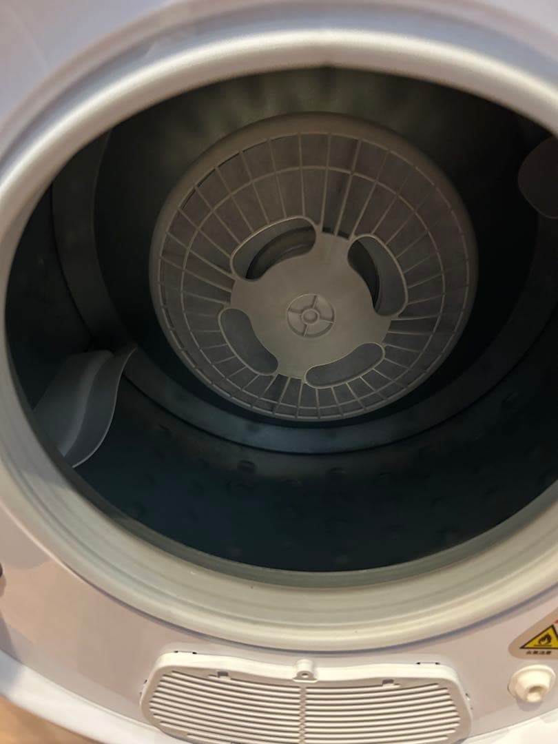 SENTERN 小型衣類乾燥機　プレゼント　花粉・カビ対策１.5キロ　雨　寒い朝