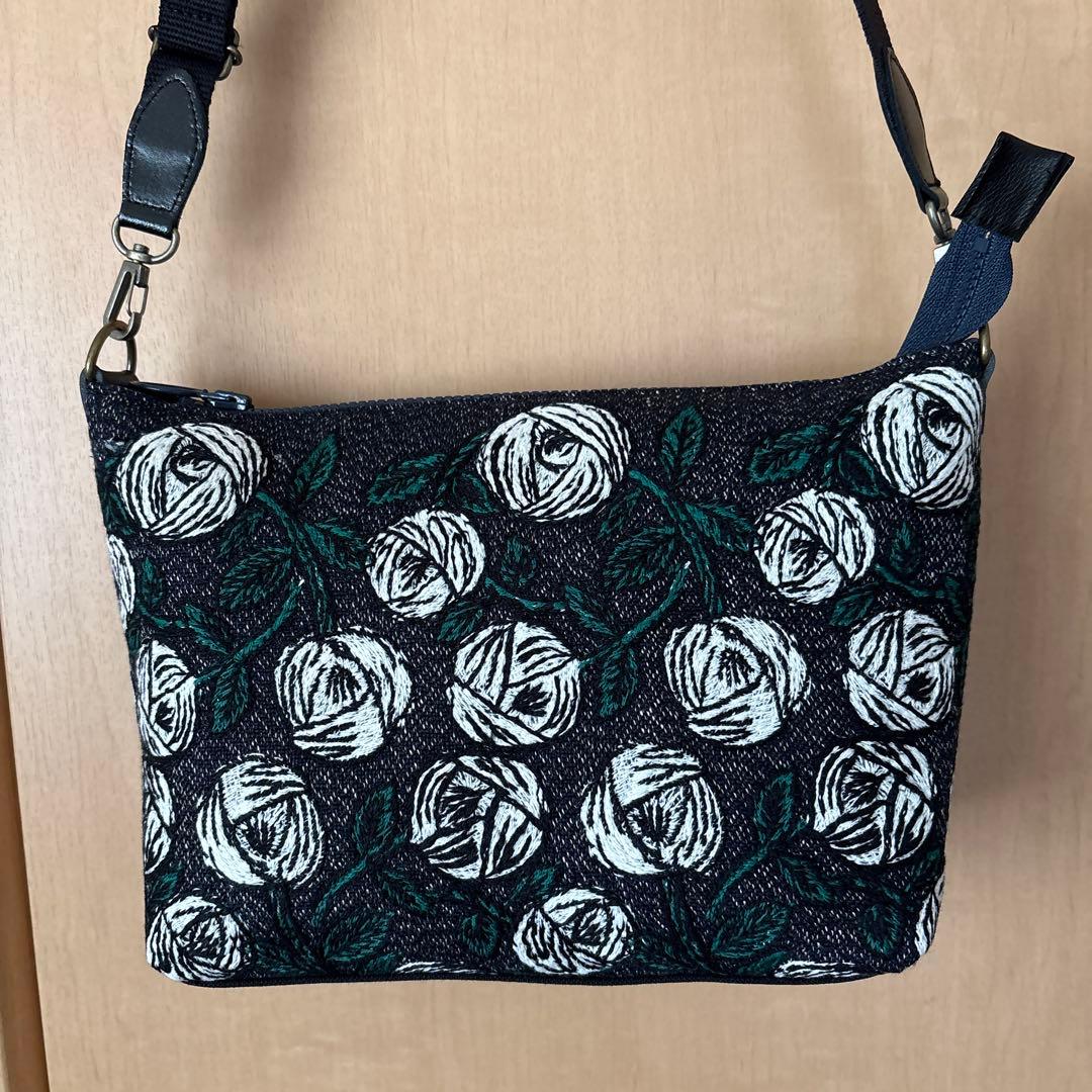 ハンドメイド　ふっくらショルダーバッグ　ミナペルホネン　rosy