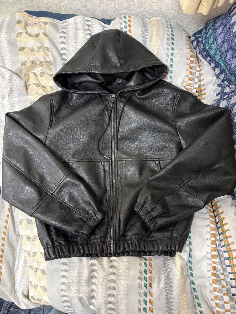 ZARA フェイクレザー　フーディージャケット