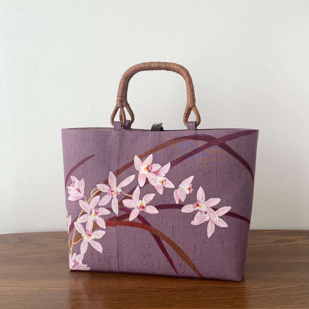 海老染色の紬　蘭のお花　リメイク　山葡萄ハンドルバッグ