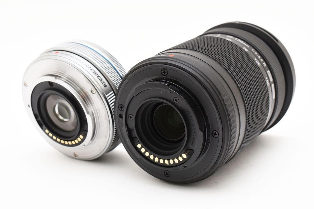 【新品級】OLYMPUS E-M10 MARK III ダブルズームキット