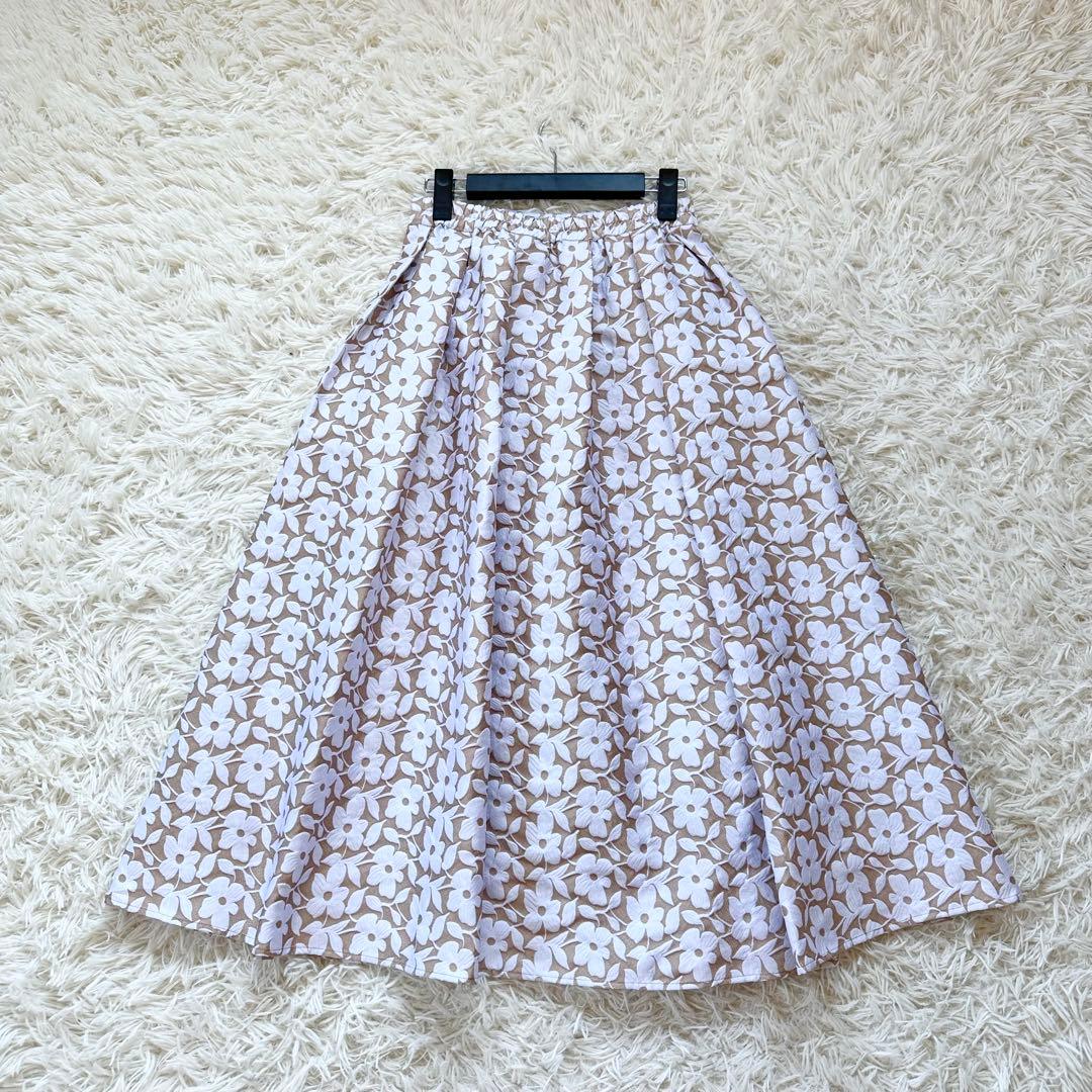 【着用1回】セブンテン　ツートンジャガードフラワースカート　ライトベージュ　S