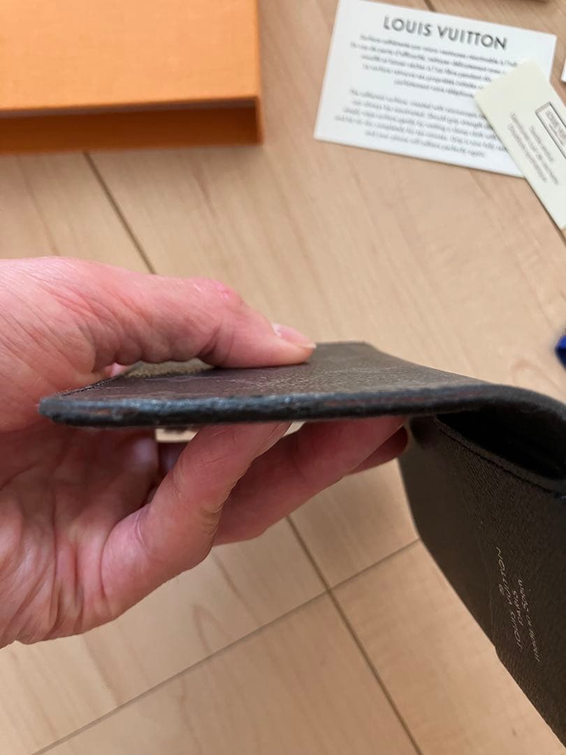 LOUIS VUITTON ルイヴィトン iPhone 手帳 正規品