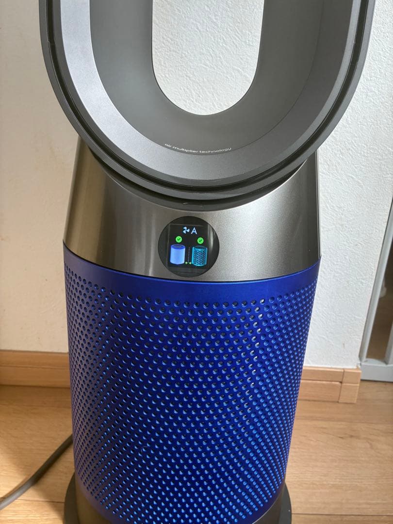 ダイソン　空気清浄機能付ファンヒーター/Pure Hot+Cool HP04