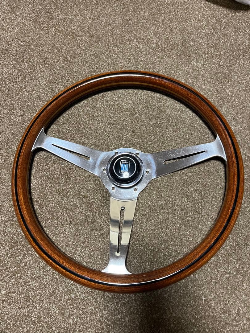 ナルディ　ウッドステアリング36π??