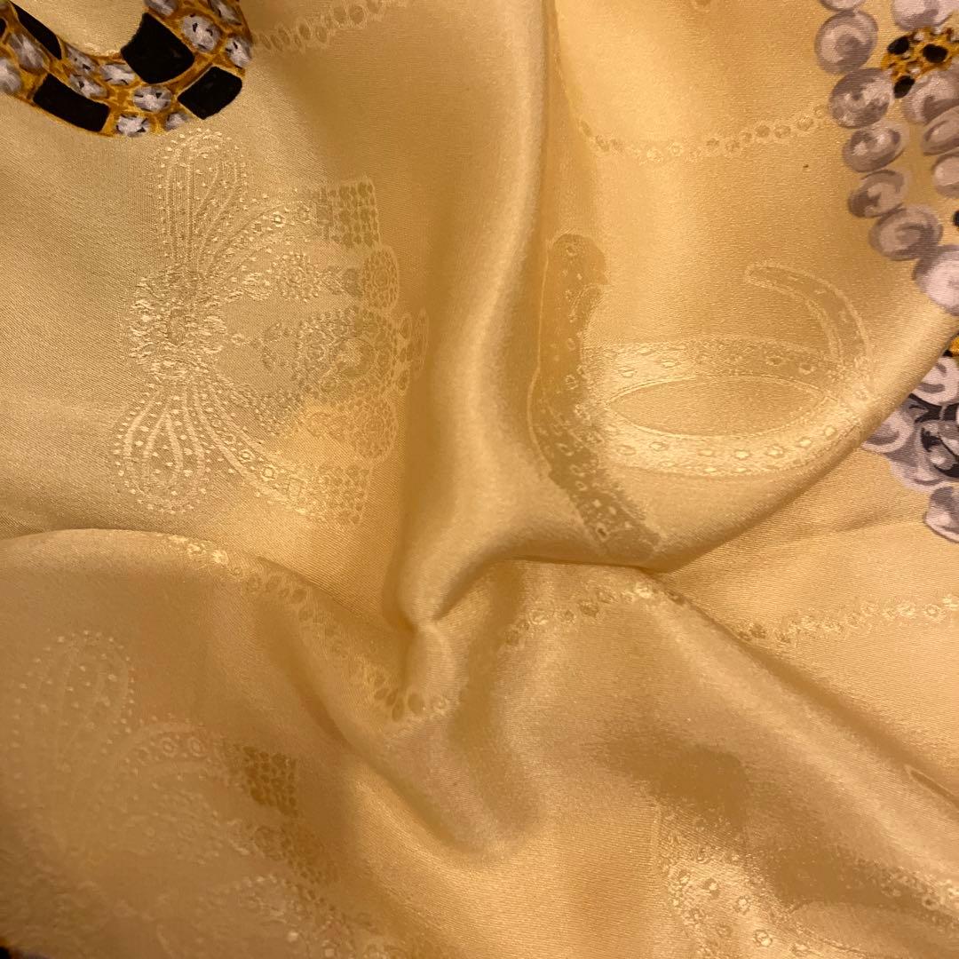 カルティエ パンテール シルク イタリア　ロゴ 大判スカーフ ストール