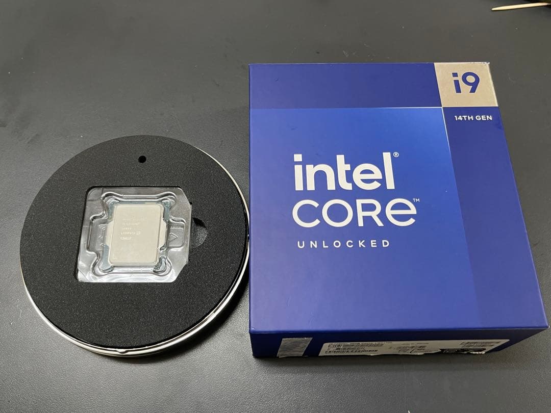 intel Core i9-14900KF 清掃済※14900Kの箱に入ってます