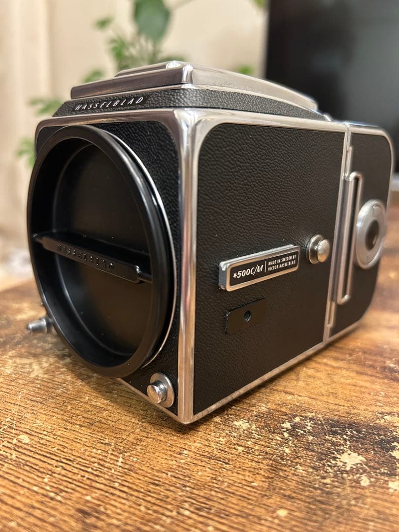 極上品 Hasselblad 500C/M +A12フィルムホルダー 中判カメラ