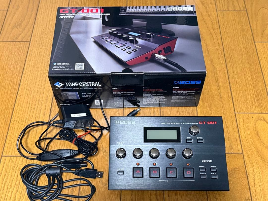 BOSS GT-001 ギターマルチエフェクター