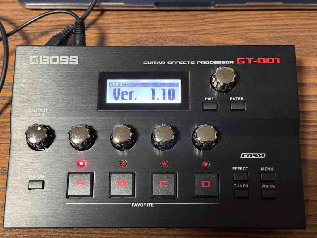 BOSS GT-001 ギターマルチエフェクター