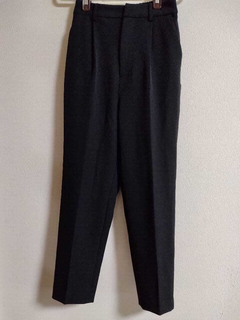 コヒナ　ダブルクロス　ウォッシャブル　パンツスーツ　XS