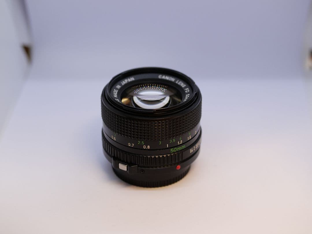 50mm f/1.4 単焦点レンズ　canon FD