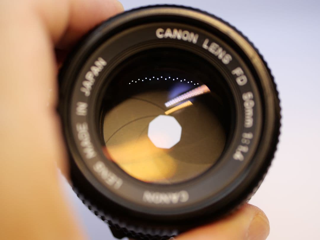 50mm f/1.4 単焦点レンズ　canon FD