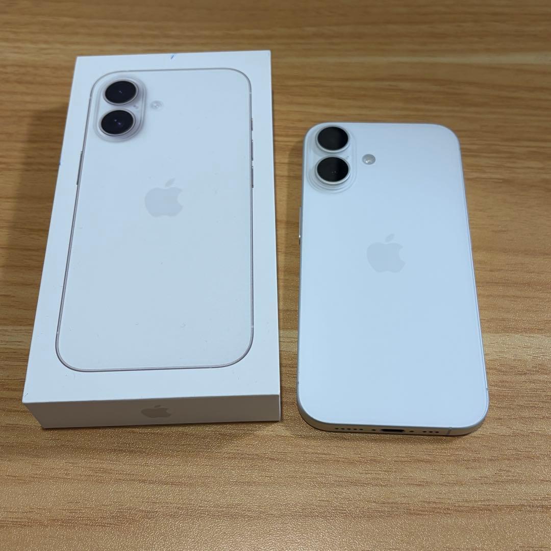 Apple iPhone16 本体　128GB ホワイト