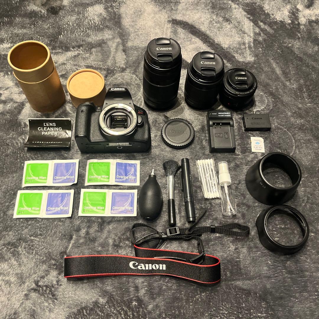 Canon EOS Kiss X8i 一眼レフカメラセット（レンズ3本付)