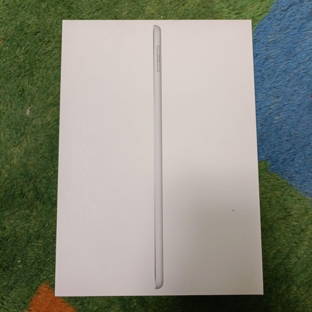 iPad本体 Apple iPad (6th Generation) 32GB Wi-Fi