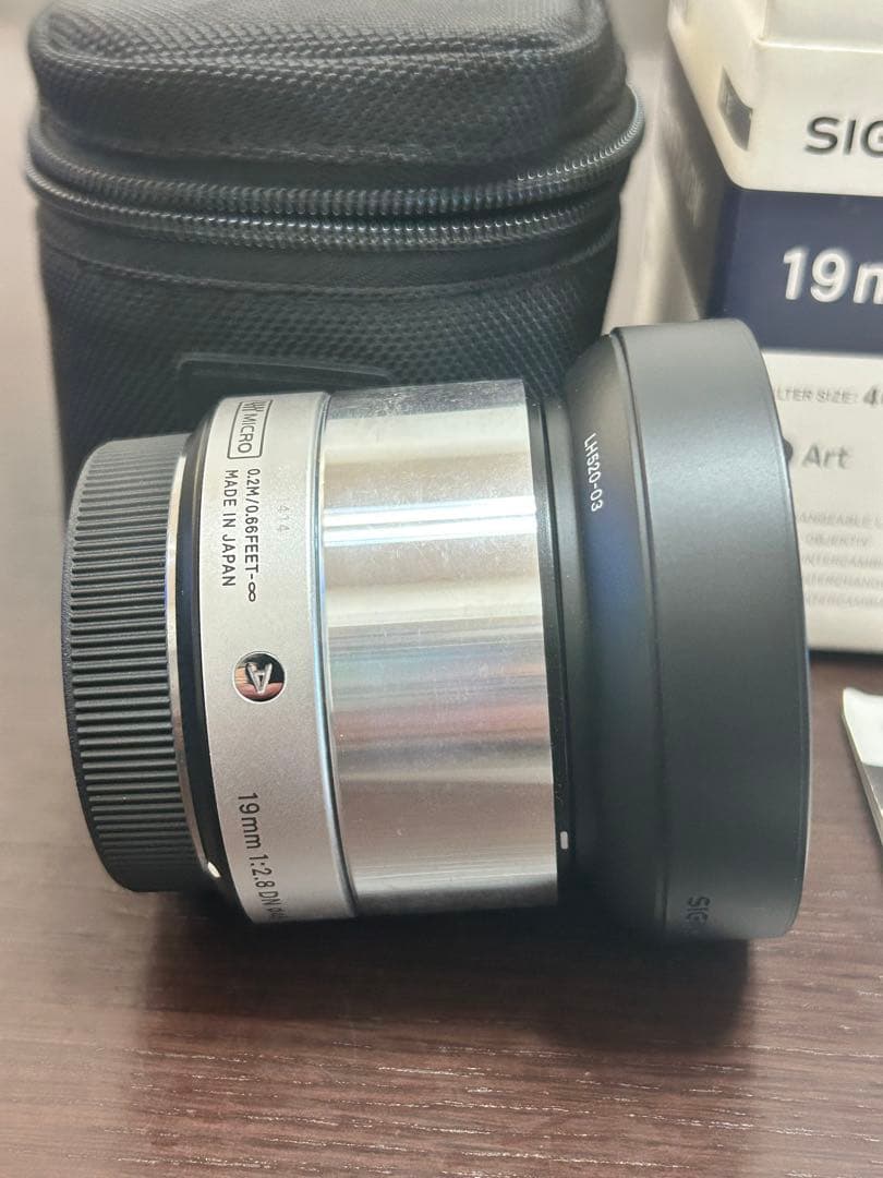 ☆美品　一眼レンズ　SIGMA 19mm F2.8 DN