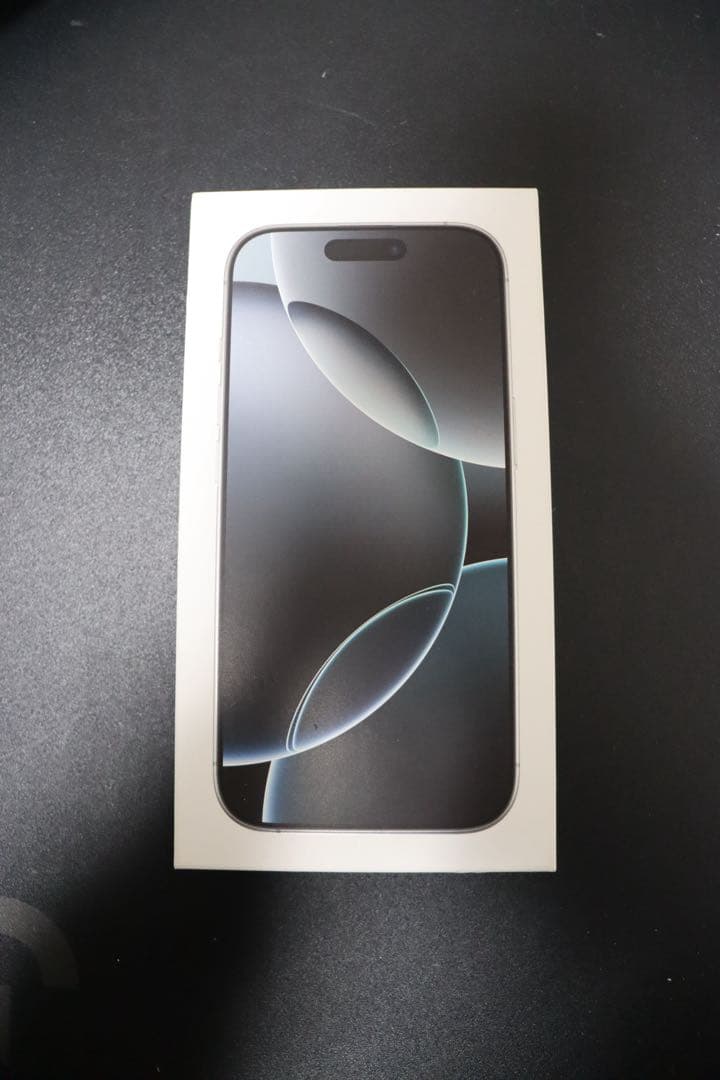 【美品】Apple iPhone 16 Pro 128GB ホワイトチタニウム