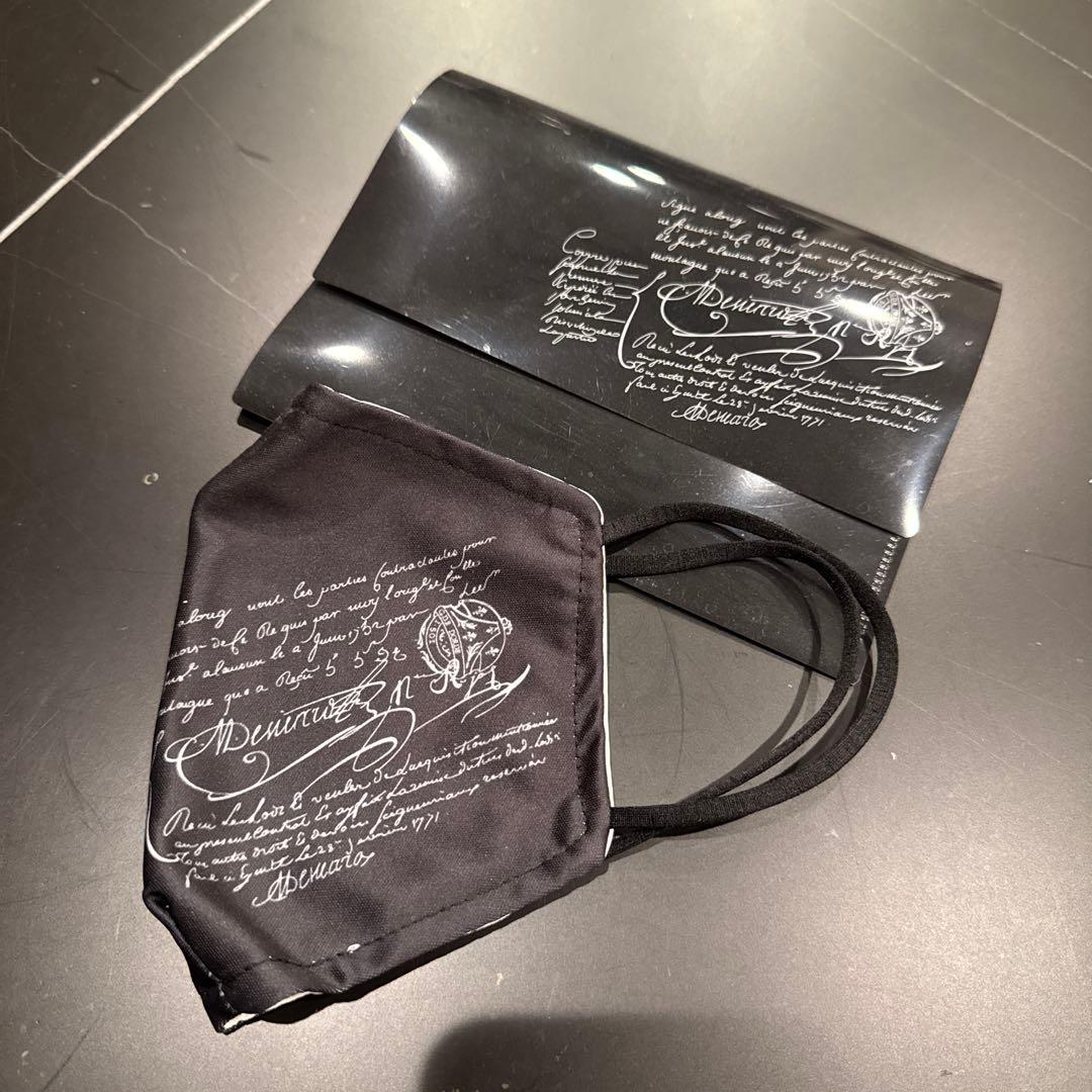 ベルルッティ　ノベルティ　マスク