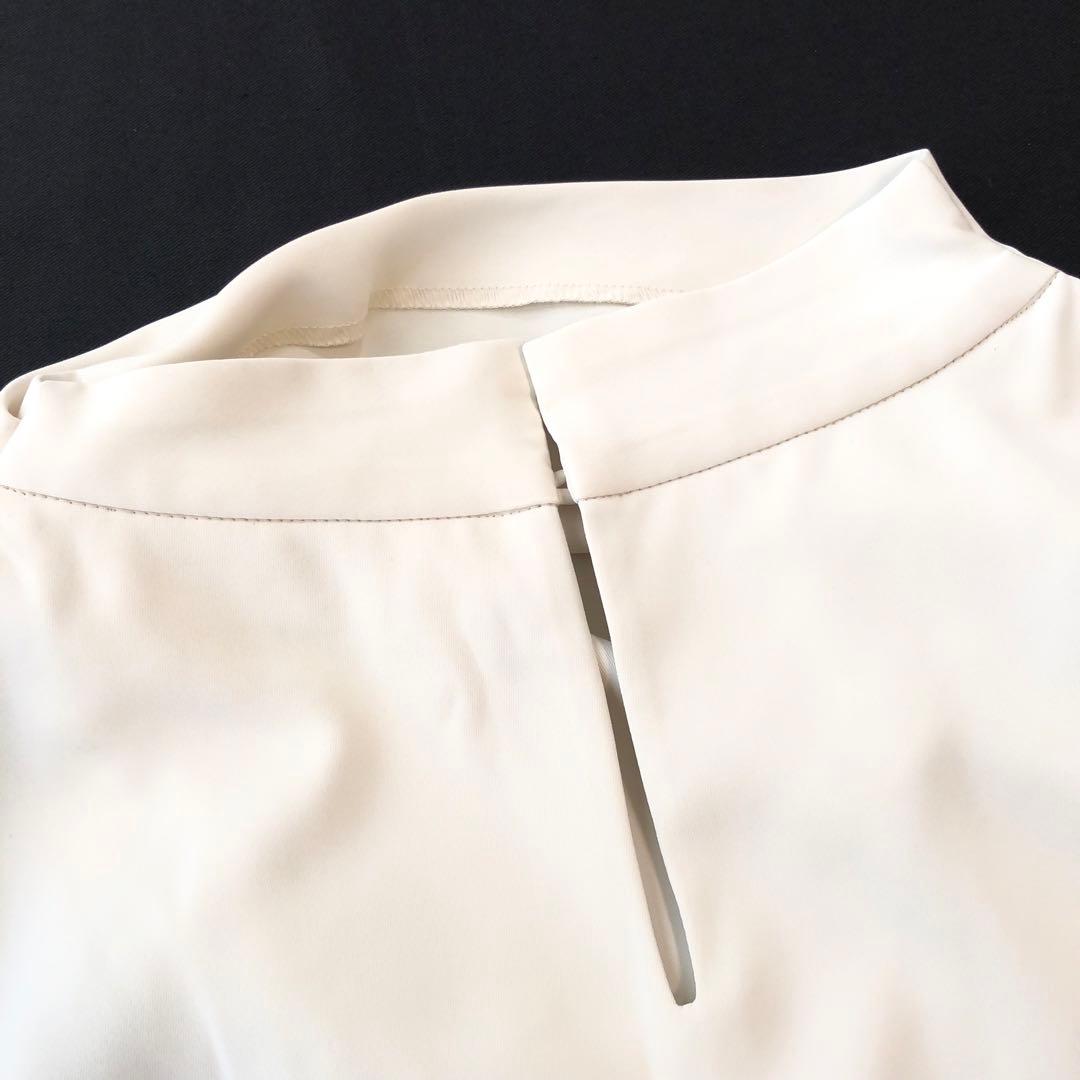 anuans アシンメトリードレープネックブラウス