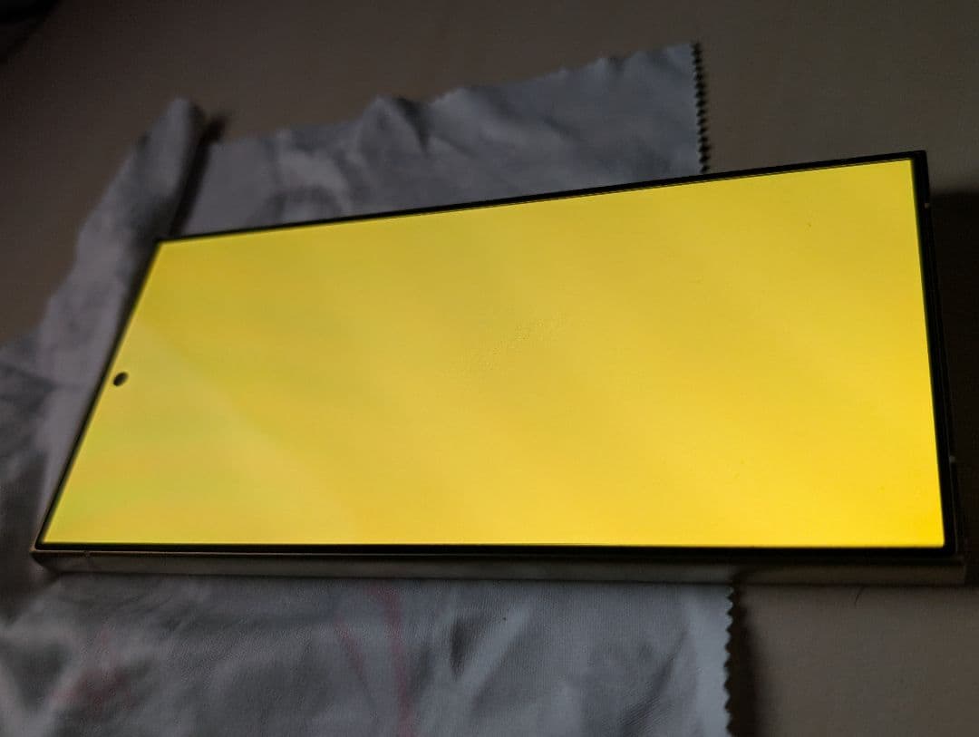 韓国版　Galaxy S24 Ultra チタニウムイエロー　ROM256GB